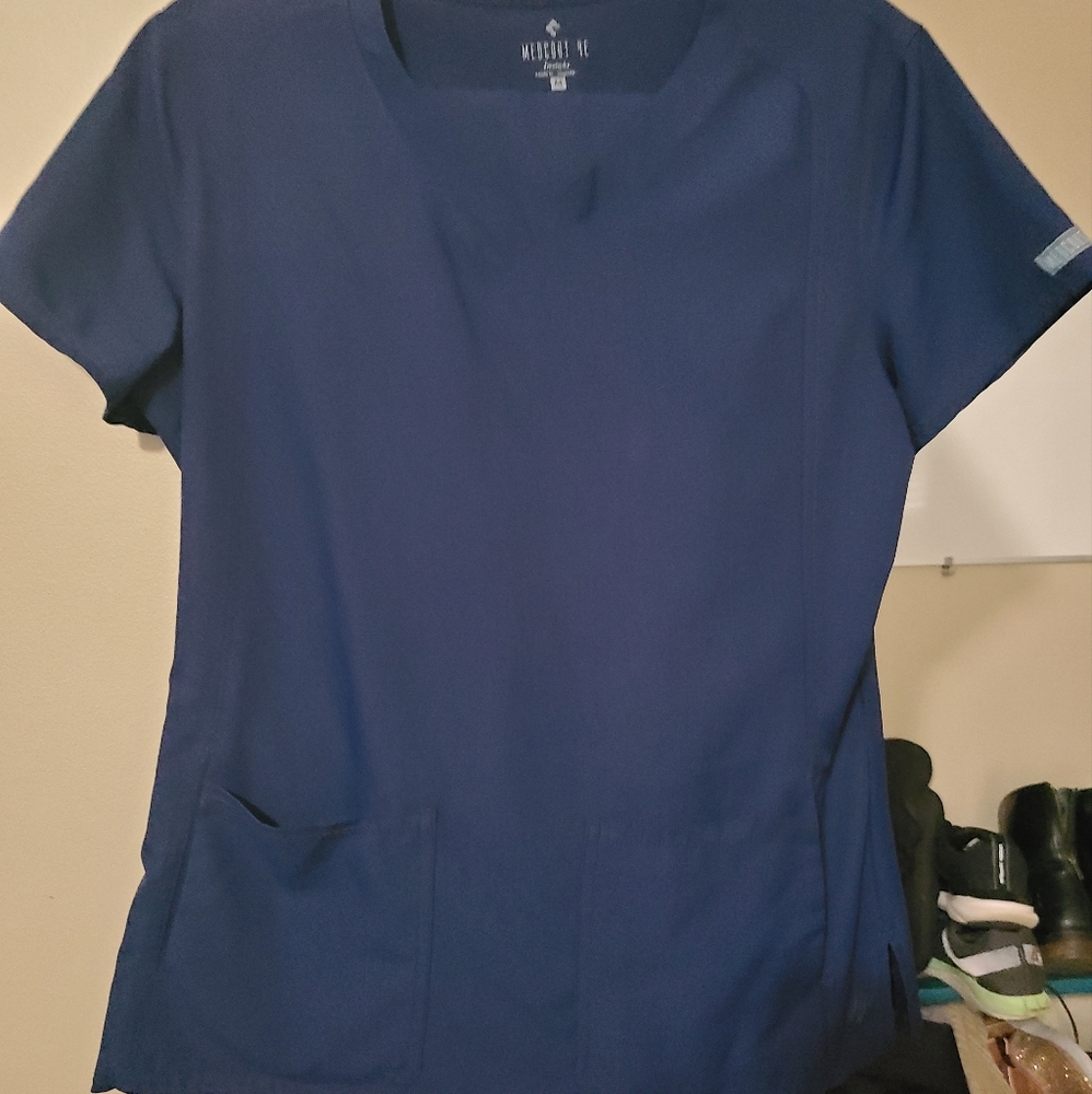 Med Couture Navy Blue scrub set